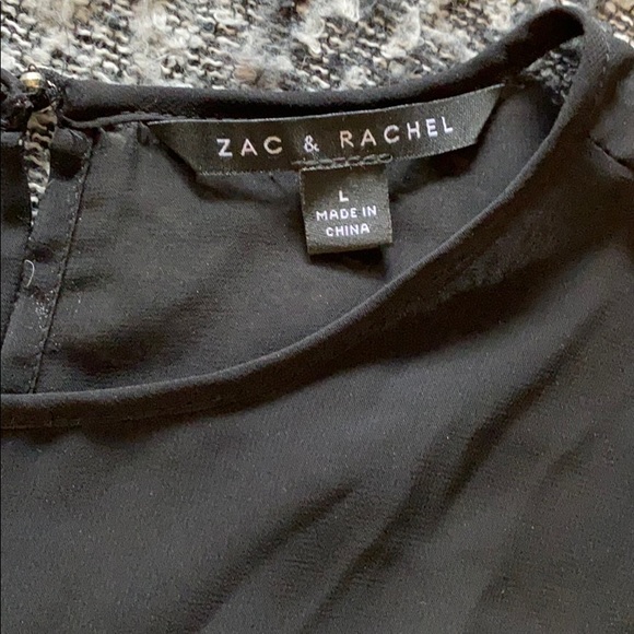 Floral Asymmetrical Tunic Top - Picture 6 of 6